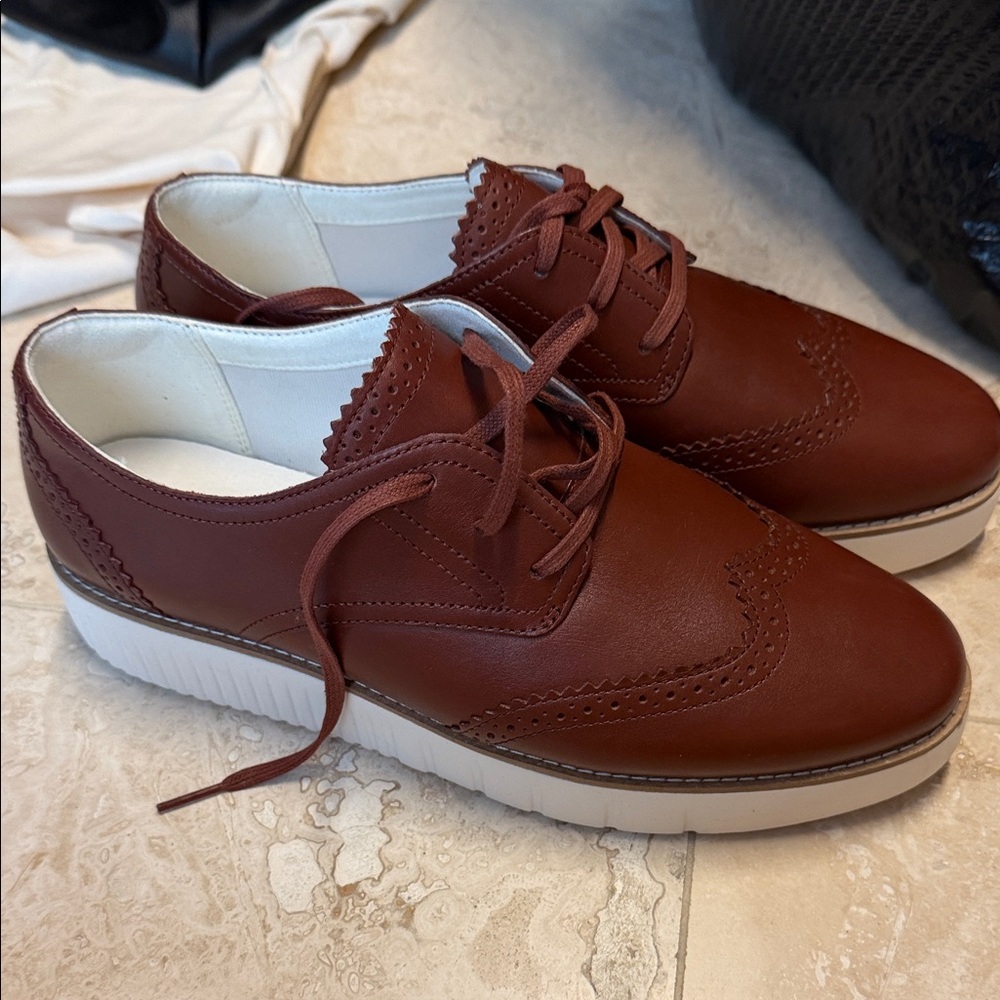 NWOB Cole Haan Platform Shoes size 10 wide